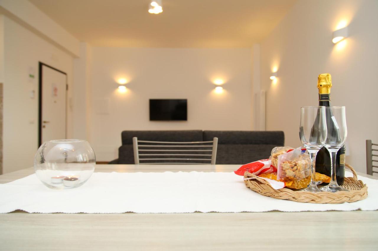 Viriamo House Roma Apartman Acilia Kültér fotó