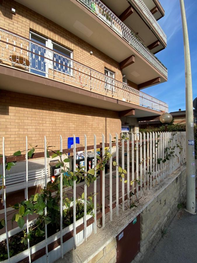 Viriamo House Roma Apartman Acilia Kültér fotó